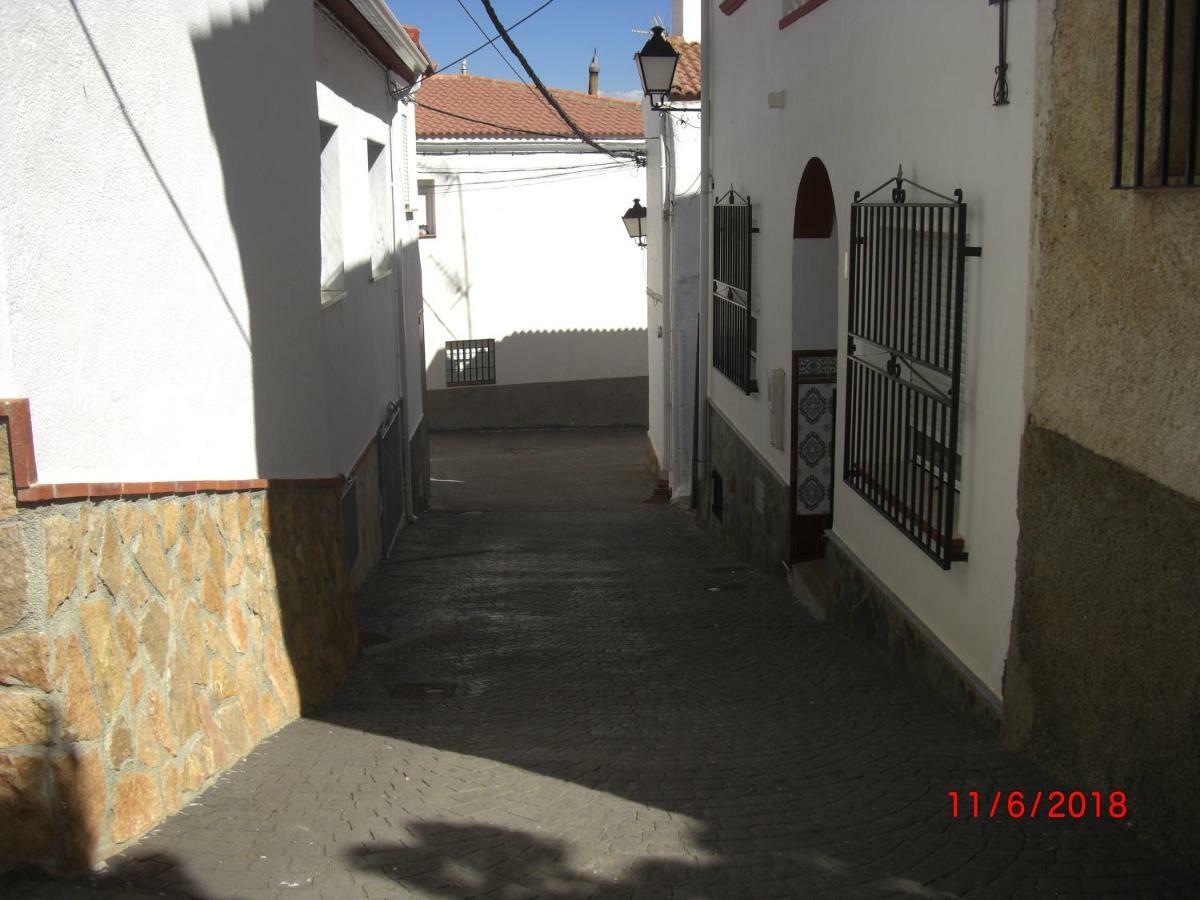Chez Rose Et Patrick Apartment Policar Exterior photo